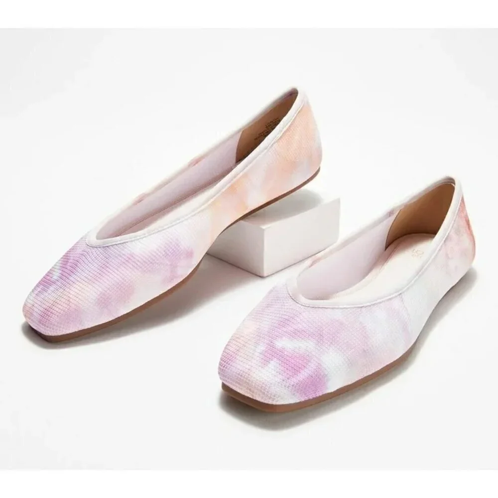 NWOT Louise Et Cie tye dye square toe flats size 6